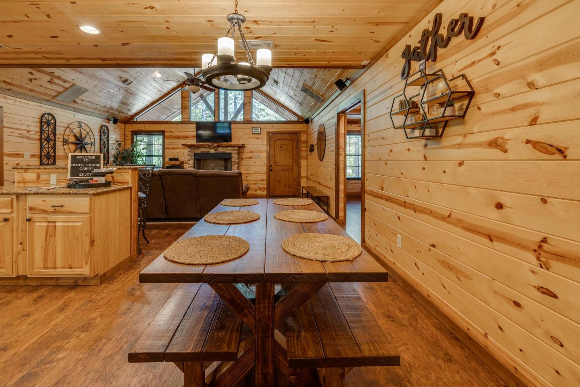 Cross Timbers Cabin On The Grove'S 25-Acres Broken Bow Eksteriør bilde