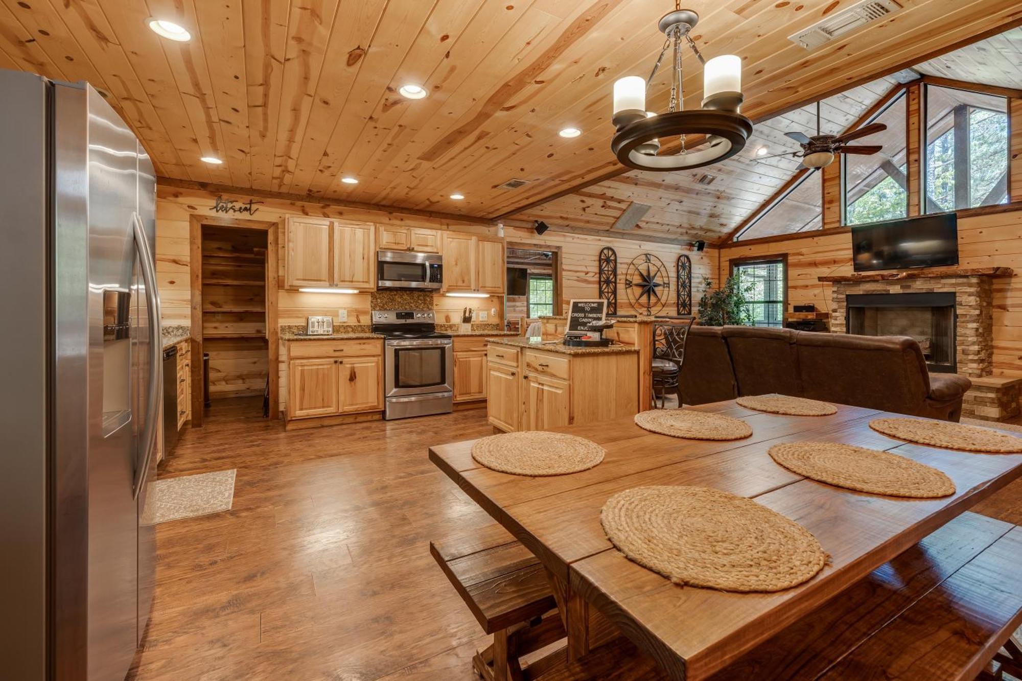 Cross Timbers Cabin On The Grove'S 25-Acres Broken Bow Eksteriør bilde